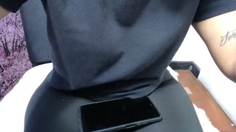 Snapshot of chiky_nastyy chatting on 2, 11, 2025 Chikys online show from 2, 11, 2025