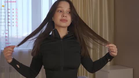 Nicole online show from 16, 12, 2025