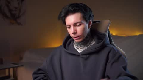 Snapshot of chillguy2k chatting on 6, 11, 2025 Rick online show from 6, 11, 2025