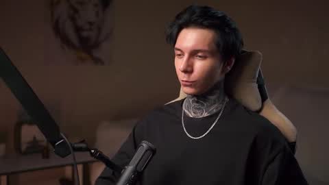 Snapshot of chillguy2k chatting on 18, 11, 2025 Rick online show from 18, 11, 2025