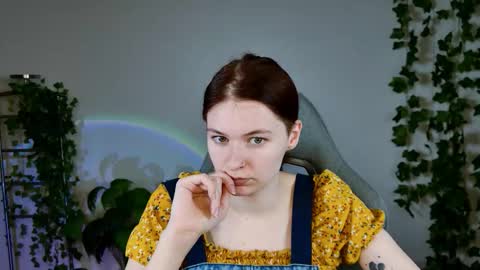 Snapshot of chillsnail_bro chatting on 10, 3, 2026 Bella online show from 10, 3, 2026