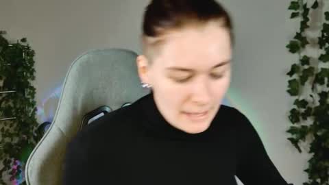 Snapshot of chillsnail_bro chatting on 17, 3, 2026 Bella online show from 17, 3, 2026