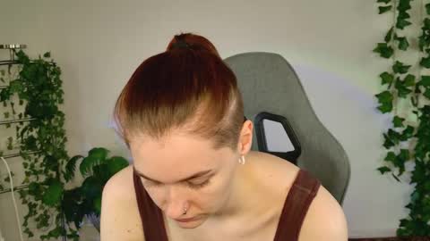 Snapshot of chillsnail_bro chatting on 15, 4, 2026 Bella online show from 15, 4, 2026