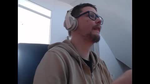 chillzonecam online show from 9, 3, 2026