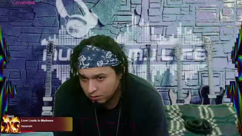 Snapshot of chinoroz chatting on 5, 2, 2025 Enrique online show from 5, 2, 2025