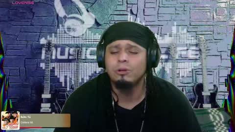 Snapshot of chinoroz chatting on 9, 2, 2025 Enrique online show from 9, 2, 2025