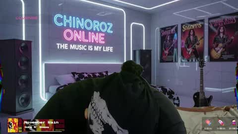 Snapshot of chinoroz chatting on 26, 9, 2025 Enrique online show from 26, 9, 2025