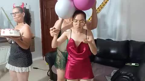 chiquitahot69 online show from 10, 11, 2025