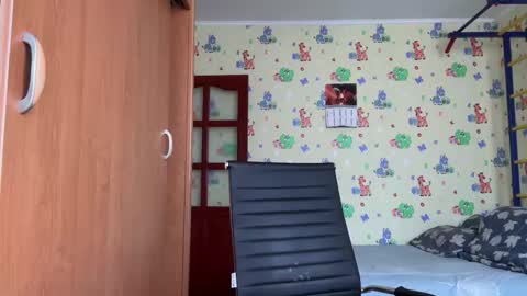 chiraq1945 online show from 5, 3, 2026