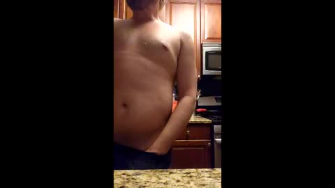 Snapshot of chitownblondeguy chatting on 31, 3, 2026 chitownblondeguy online show from 31, 3, 2026