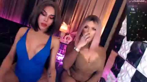 Snapshot of chixfranching chatting on 16, 10, 2025 Franching Lee online show from 16, 10, 2025