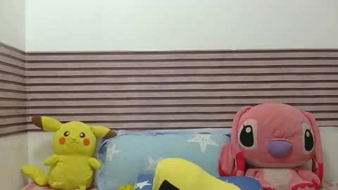 chixxx69335558 online show from 17, 4, 2026