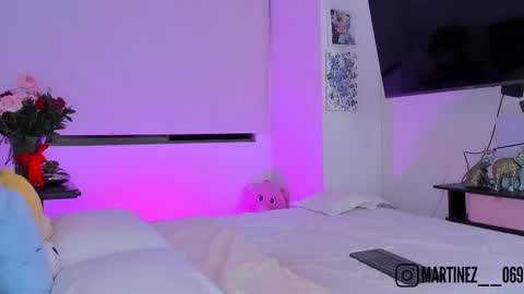 Snapshot of chloe__daviss chatting on 24, 10, 2025 CHLOE online show from 24, 10, 2025