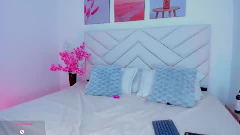 chloe_avery online show from 5, 10, 2025