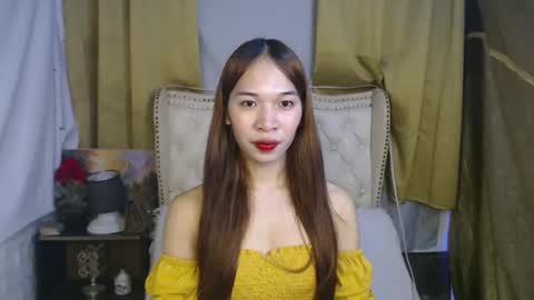 chloe_bilat online show from 13, 11, 2025