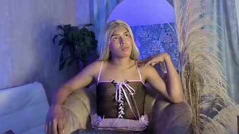 Chloe online show from 19, 6, 2026