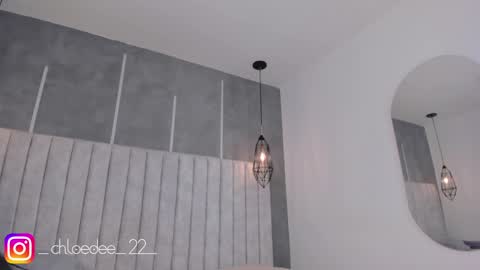 Snapshot of chloe_dee_ chatting on 8, 1, 2025 Chloe online show from 8, 1, 2025