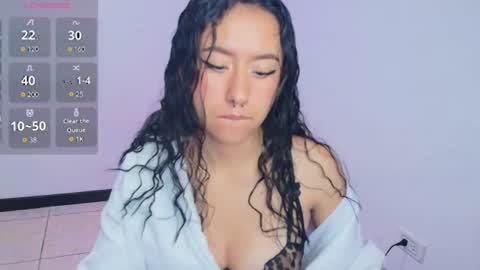 Snapshot of chloe_desire11 chatting on 8, 7, 2026 chloe_desire11 online show from 8, 7, 2026