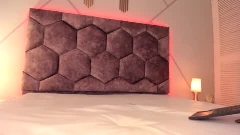 chloe_durand_ online show from 7, 3, 2025