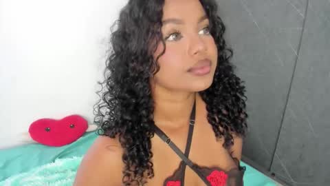 Snapshot of chloe_evans21 chatting on 20, 9, 2025 chloe online show from 20, 9, 2025