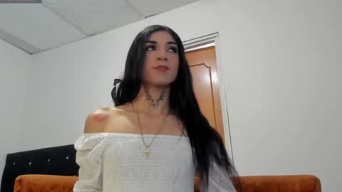Snapshot of chloe_evanx_ chatting on 8, 1, 2025 Chloe Evanx online show from 8, 1, 2025
