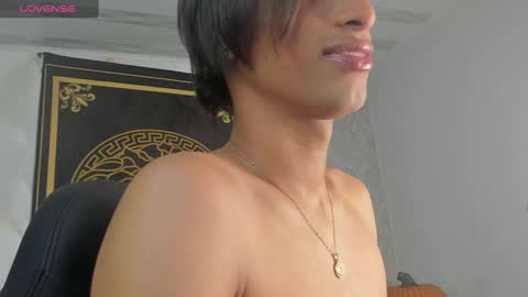 Snapshot of chloe_femboy_ chatting on 7, 10, 2025 chloe_femboy_ online show from 7, 10, 2025