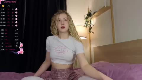 Arianaa Mourrr online show from 11, 2, 2025