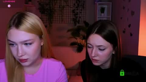 chloe_ley online show from 22, 6, 2026