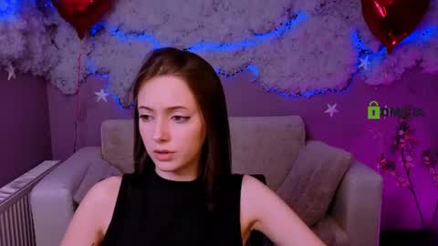 chloe_ley online show from 28, 6, 2026