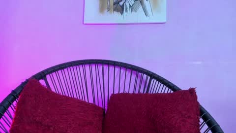 chloe online show from 5, 2, 2025