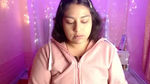 Snapshot of chloe_smith5 chatting on 15, 9, 2025 chloe_smith5 online show from 15, 9, 2025