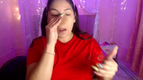 Snapshot of chloe_smith5 chatting on 24, 9, 2025 chloe_smith5 online show from 24, 9, 2025