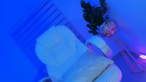 My Sweet Chloe online show from 16, 5, 2026