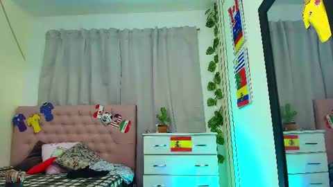 Snapshot of chloe_swarts chatting on 26, 6, 2026 Lulu online show from 26, 6, 2026