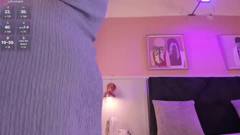 Snapshot of chloe_watson_ chatting on 6, 3, 2026 online show from 6, 3, 2026