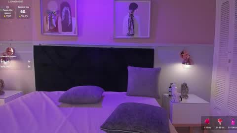 Snapshot of chloe_watson_ chatting on 8, 3, 2026 online show from 8, 3, 2026