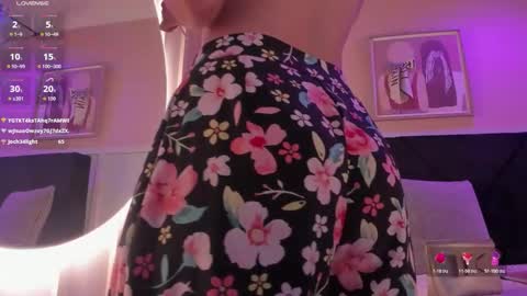 Snapshot of chloe_watson_ chatting on 12, 3, 2026 online show from 12, 3, 2026