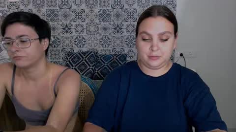 Snapshot of chloe_x_ chatting on 17, 2, 2025 Eva and Sandra online show from 17, 2, 2025