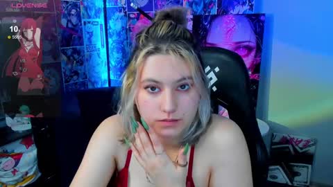 Snapshot of chloebloss0m chatting on 23, 2, 2025 Boni online show from 23, 2, 2025