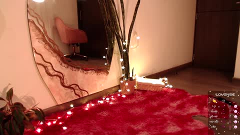 Snapshot of chloebritto chatting on 2, 2, 2025 cloe online show from 2, 2, 2025