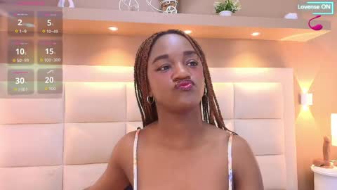 CHLOE online show from 8, 6, 2026