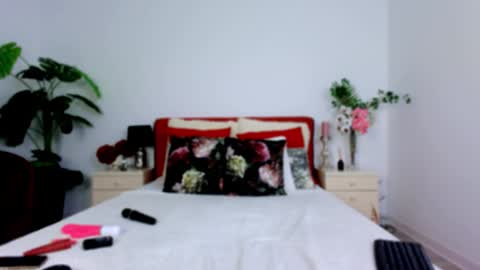 Chloe online show from 13, 11, 2025