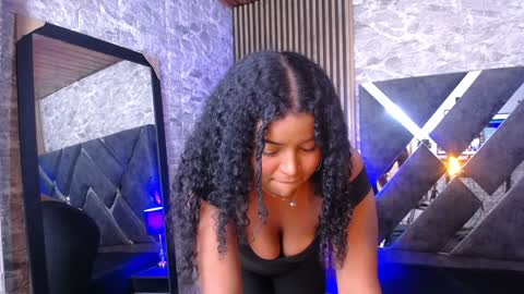 chloee_hs online show from 21, 12, 2024