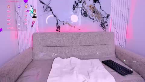 Snapshot of chloegils chatting on 6, 10, 2025 chloegils online show from 6, 10, 2025