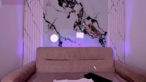 Snapshot of chloegils chatting on 19, 10, 2025 chloegils online show from 19, 10, 2025