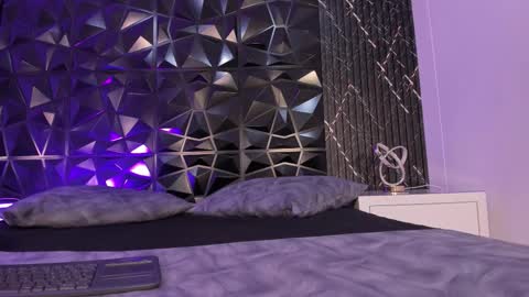 Snapshot of chloegils chatting on 14, 12, 2025 chloegils online show from 14, 12, 2025