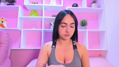 Chloe online show from 2, 12, 2025