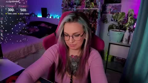 ChloeKohaku online show from 17, 2, 2025