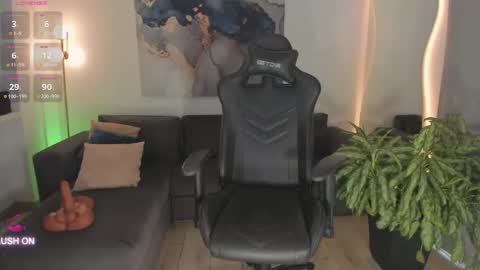 Chloe  OF chloemanson online show from 21, 4, 2026