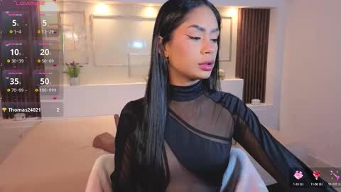 Chloe Moon online show from 1, 10, 2025